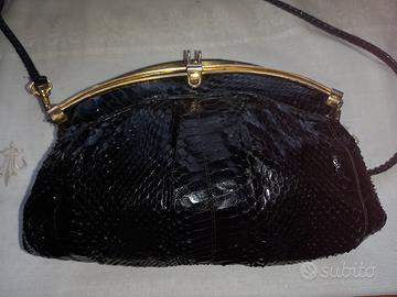 pochette in pitone