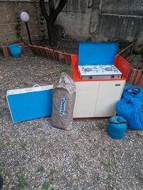 Set completo da campeggio Ferrino + Campingaz per