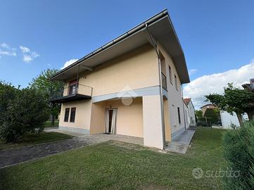 VILLA SINGOLA A POVIGLIO