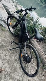 Bici elettrica Decathlon Riverside 500 E