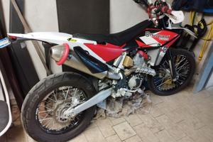 Husqvarna 450 2012 "targata"