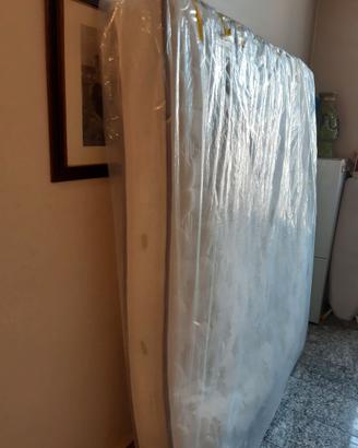 Materasso matrimoniale SIMMONS