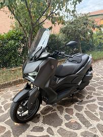Yamaha Xmax 300