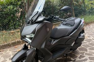 Yamaha Xmax 300