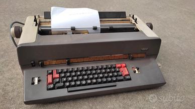 Macchina da scrivere elettrica Facit