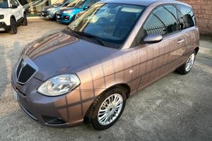 Lancia Ypsilon 1.3 MJT 75 CV Argento