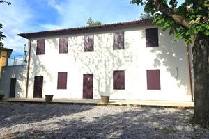 Villa di 200 m² con 5 locali e box auto a Lesignan