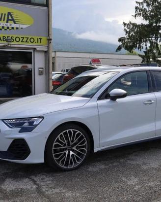 AUDI S3 SPB TFSI 333 CV quattro S tronic sport a