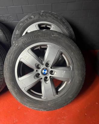 Cerchi e Gomme Bmw Serie 1 da 16 Gomme Nuove