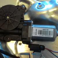 MOTORINO ALZAVETRO POSTERIORE DESTRA ALFA ROMEO 15