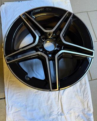 1 CERCHIO ORIGINALE MERCEDES AMG - USATO