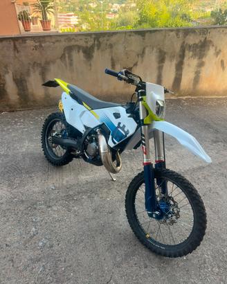 Husqvarna TC 125 2024 targato 2T