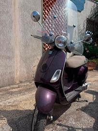 Vespa LX 125