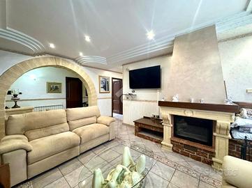 4 LOCALI A ALTAVILLA MILICIA