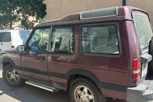 Land rover discovery 7 posti