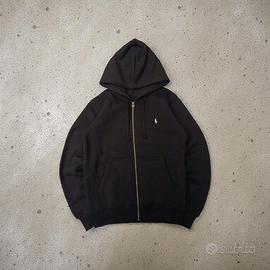 Felpa nera con capuccio e zip