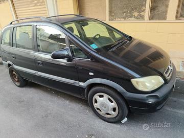 Opel Zafira confort 