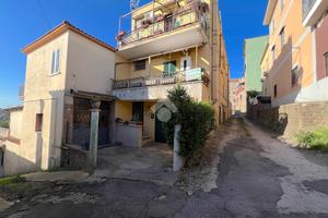 3 LOCALI A LANUVIO