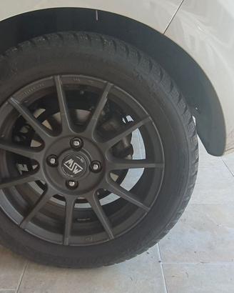 Cerchio MW da 15" con 11 razze
