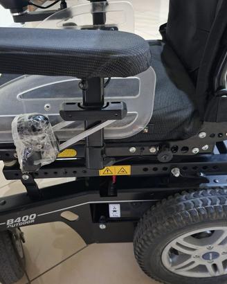 Carrozzina disabile elettrica, come da foto