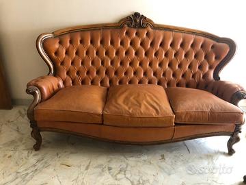 Divano antico massello e pelle