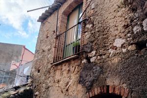 Casa indipendente in centro a Castelmola