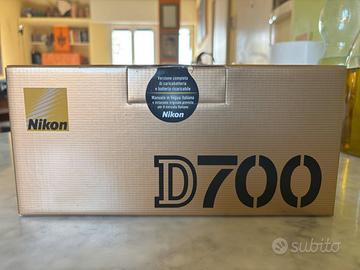 Nikon D700 FX full frame come nuova con scatola