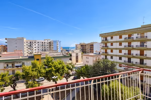 5 LOCALI A MANFREDONIA