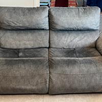 Divano 3 posti con 2 relax elettrici Poltronesofà