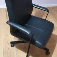 Poltrona ufficio nera Ikea