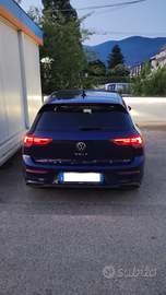 Golf 8 TGI 1.5 130cv DSG Life