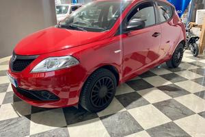 Lancia Ypsilon 1.0 FireFly 5 porte S&S Hybrid-2021