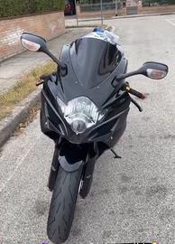 Suzuki gsxr 750