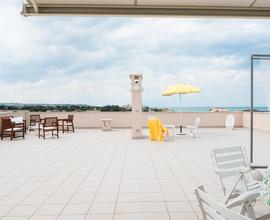 Appartamento Magnifico Terrazzo sul Mare