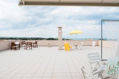 Appartamento Magnifico Terrazzo sul Mare