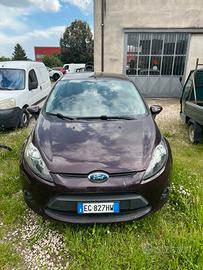 Ford fiesta 1.6 TDCi