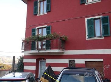 Immobile in asta di 96 m² con 3 locali a Follo