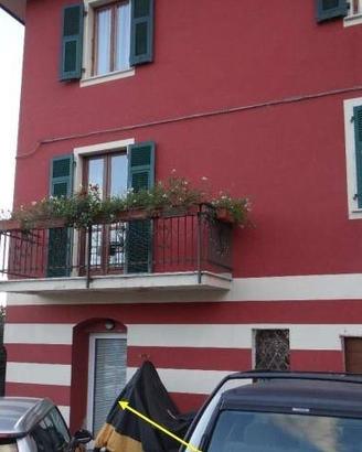 Immobile in asta di 96 m² con 3 locali a Follo