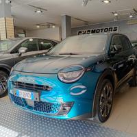 FIAT 600 HYBRID 136CV AUTOMATICA LA PRIMA – 23.000