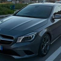Mercedes CLA 220d sport da vetrina 