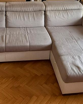 Divano letto con chaisse longue prezzo trattabile
