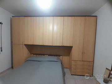 Armadio a ponte e testate lettini  come nuovi