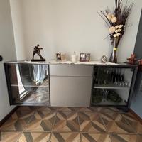 Parete attrezzata e credenza