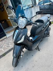PIAGGIO BEVERLY 300 ABS ASR TOTAL BLACK
