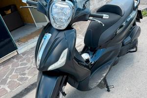 PIAGGIO BEVERLY 300 ABS ASR TOTAL BLACK