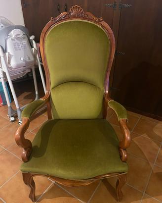 Poltroncina vintage in stle