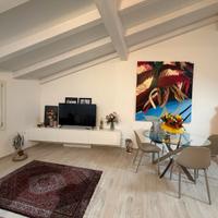 Cognola, bilocale mansardato ristrutturato