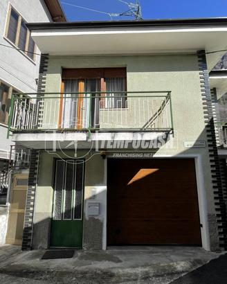 Casa indipendente su due piani a locana