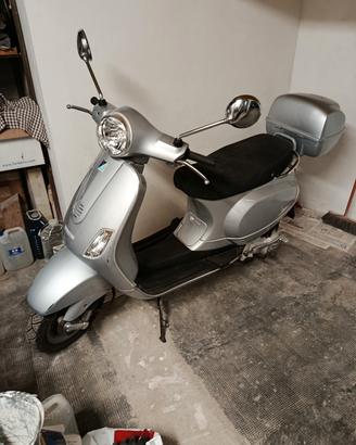 Vespa Piaggio Lx