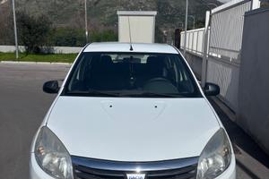 Dacia Sandero 2009